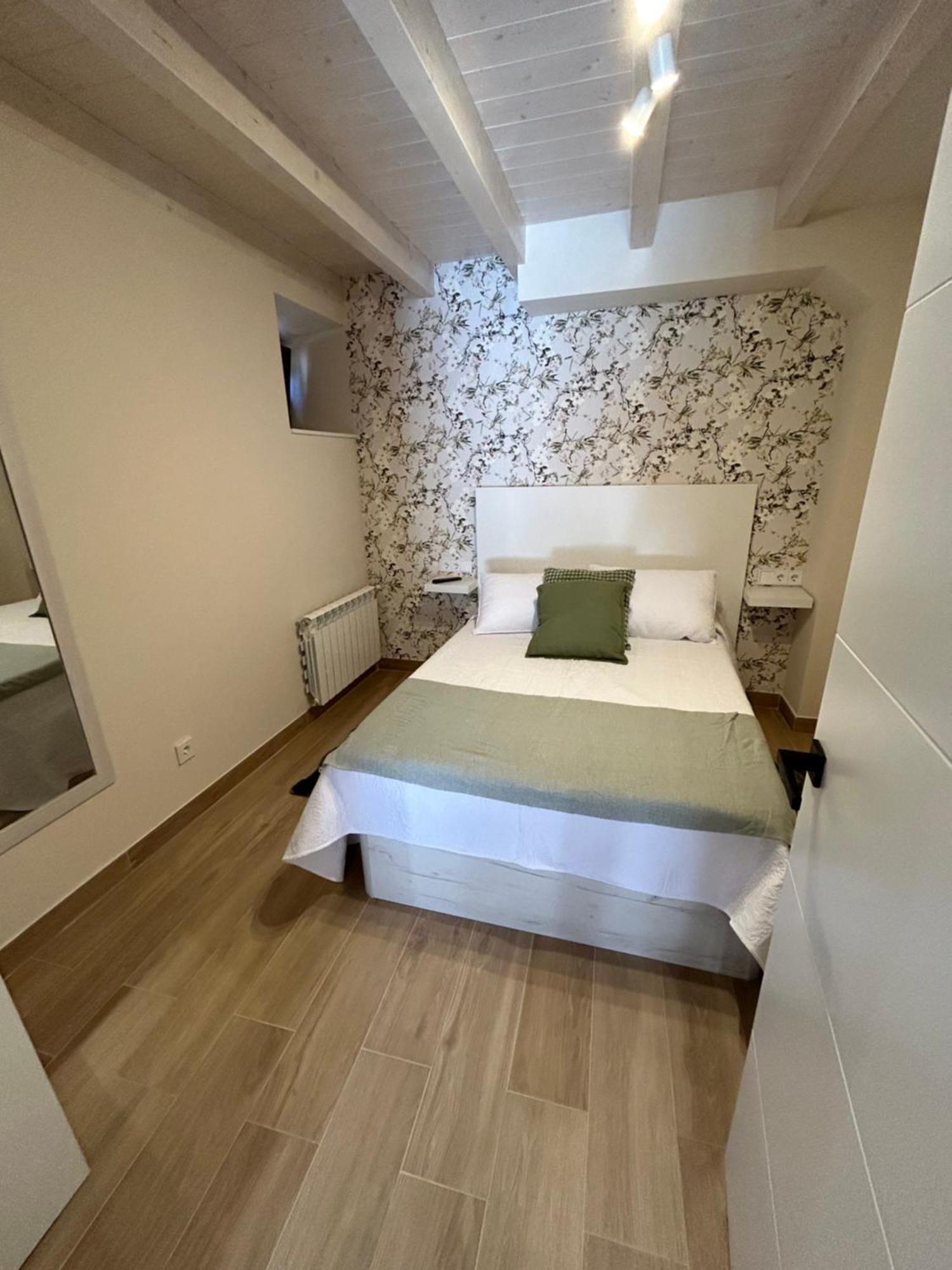 Apartamentos San Roque Arenas De Cabrales Exterior foto